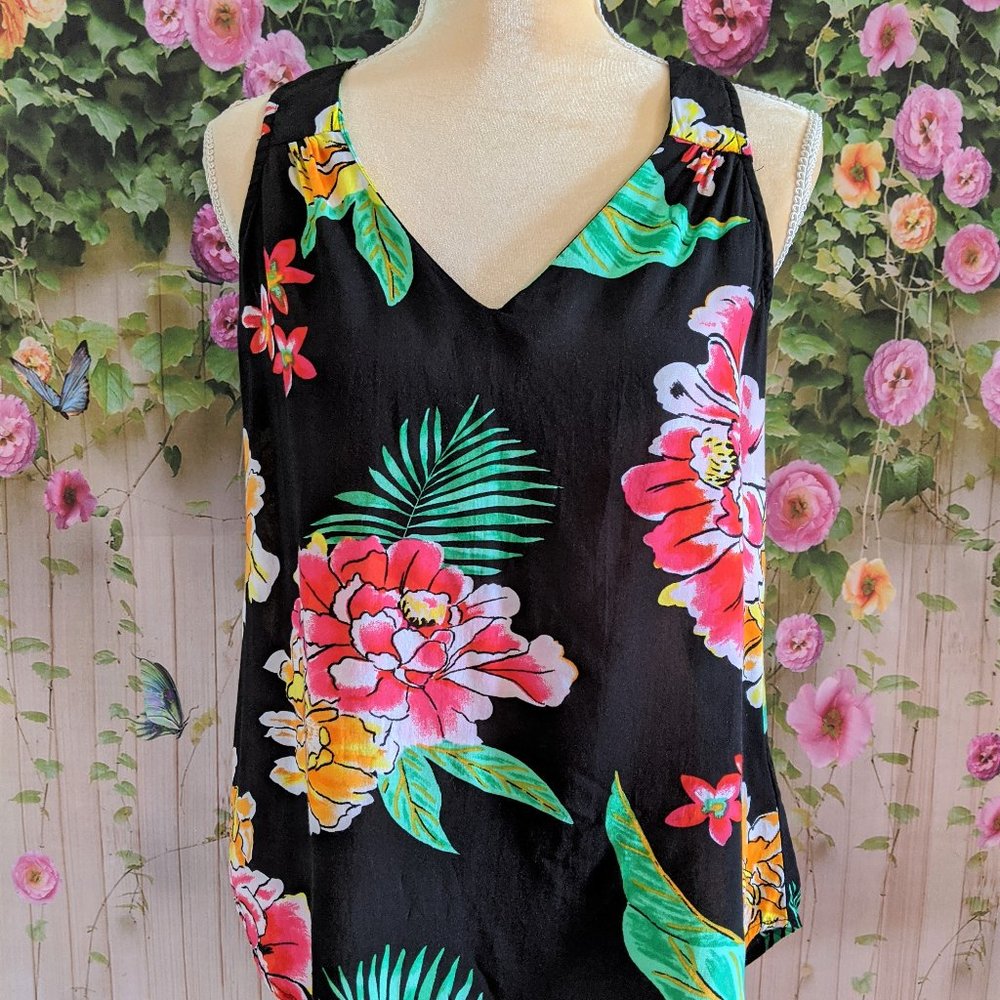 Old Navy Tropical Print Top Size Small